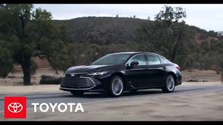 Video 2 of Product Toyota Avalon 5 (XX50) Sedan (2018)