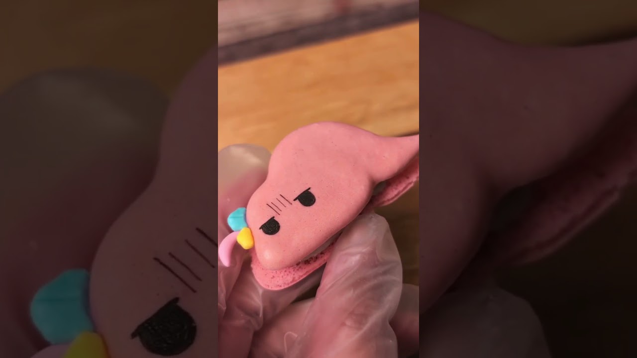 ぼっちちゃんのマカロン作ってみた I made a macaron of Bocchi-chan from “Bocchi the Rock!” #shorts