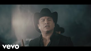 Afuera Está Lloviendo Music Video