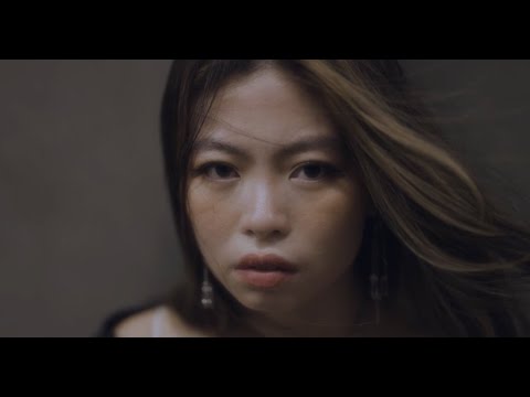 LAYYI - lonely (Official Music Video)