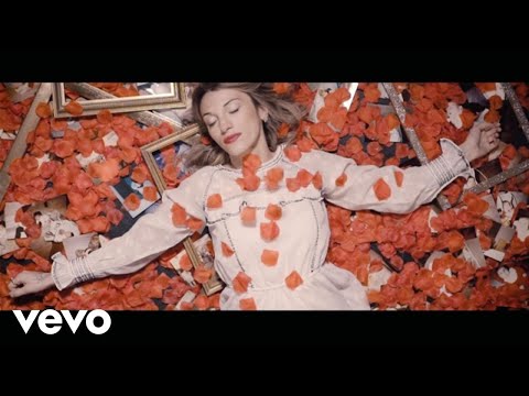 L'Aura - Unfair (Official Video)