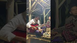 Download lagu Rhoma irama - 1001 macam Cover Akustik By Musisi Desa mp3