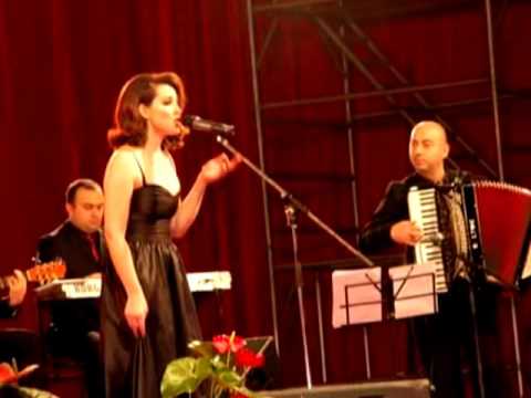 KOSOVARJA KENDON 2015 - YLLKA FRANGU - Bishtalecat palë palë