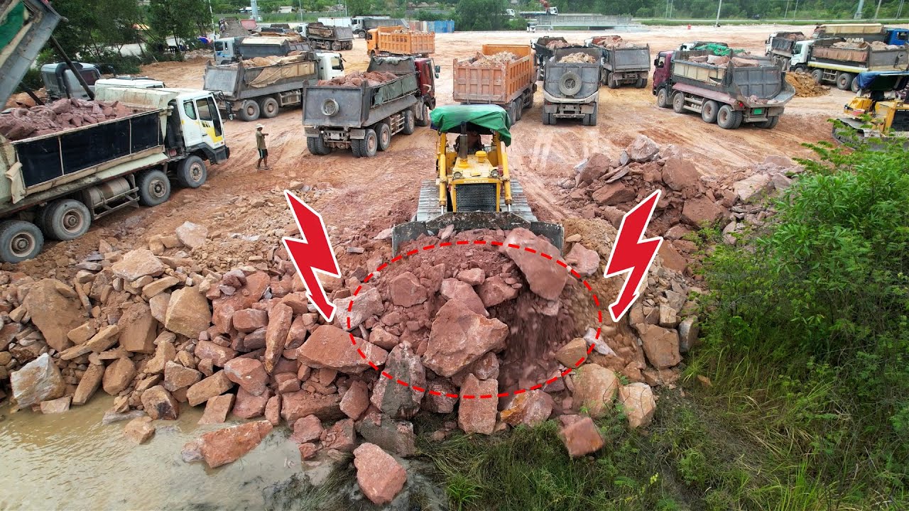 Amazing! the most fantastic special scenes with the best machine KOMATSU dozers pushing big stones