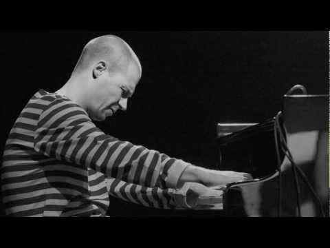 Sebastian Plano (plays) Viaticum by Esbjörn Svensson Trio.
