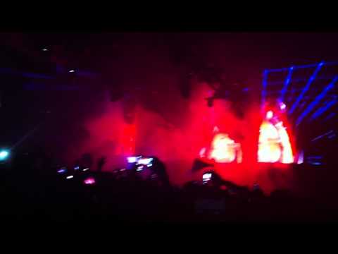 Axwell @ The Palladium - Opening with Heart is King v. Losing My Religion and Punk (Arty Remix)