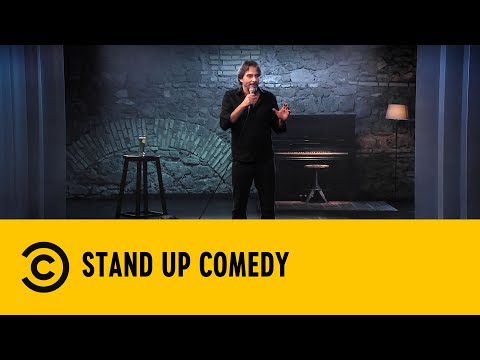 Stand Up Comedy: Rivalutiamo la famiglia - Filippo Giardina - Comedy Central
