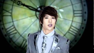 k-pop idol star artist celebrity music video Hello Venus