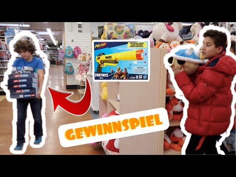 ICH KAUFE ALLES was MEIN KLEINER BRUDER TRAGEN kann - NERF FORTNITE GEWINNSPIEL