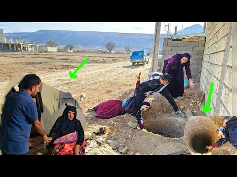 محبت Samaneh gets into an argument with Faraj by saying, "You don't pay attention to me and you lo