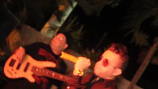 TU ME QUEMAS (EN VIVO) CHINO Y NACHO