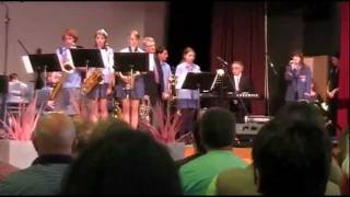 Hettie sings Marys Boy child, Rudolph medley Rose Bay High Jazz Band