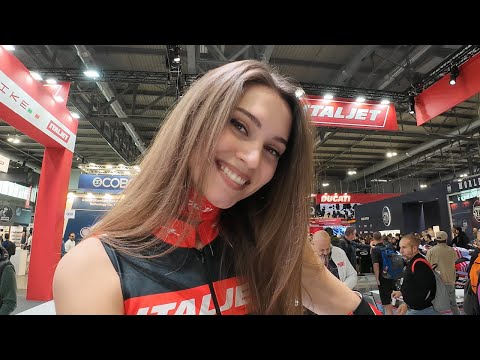 EICMA 2024 the splendid GIRLS ❤️