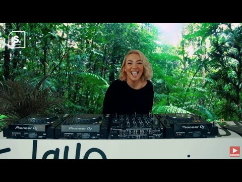 TITA LAU - TECH HOUSE & TECHNO IN THE MIX