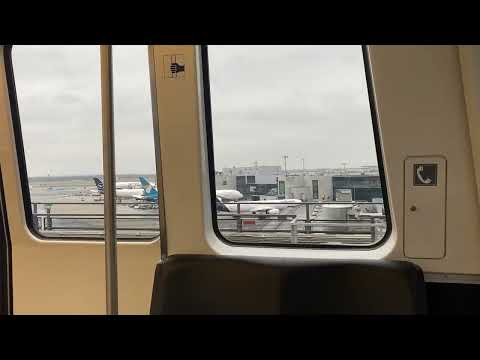 2022 04 02 Airport @ Frankfurt, DE