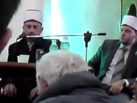 Ilahi nga Hakim ef. Ilazi ne Xhamine e Kusarve Gjakove