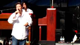 KD Lang &quot;Sing it Loud&quot; during  sound check in Toronto June 17, 2010 MVI_0447.MOV