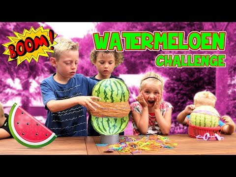 WATERMELOEN CHALLENGE: Een Watermeloen Met Elastiekjes Laten Ontploffen!!💥 ♥DeZoeteZusjes♥