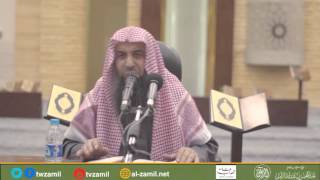 ما يسن عمله للميت إذا مات  -  وضع الميت على سرير الغسل متوجهاً إلى القبلة ومنحدراً نحو رجليه image