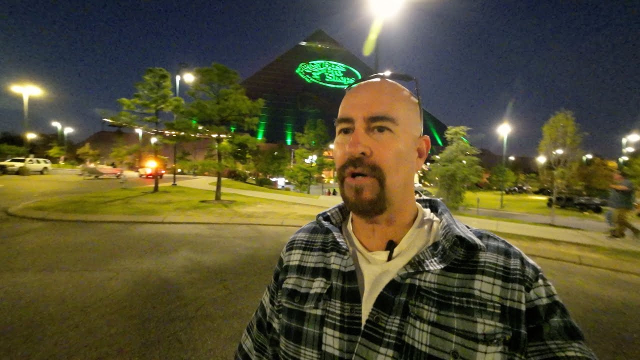 VISITING THE WORLDS BIGGEST BASS PRO SHOP(MEMPHIS) - WE ARE IN BIG TROUBLE NO MATTER WHO WINS