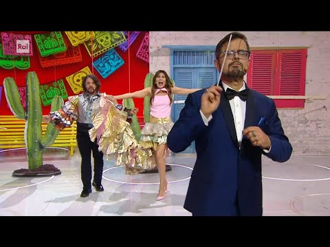 Virginia con Lillo e Greg in "Mambo"- Colpo di luna 19/01/2024