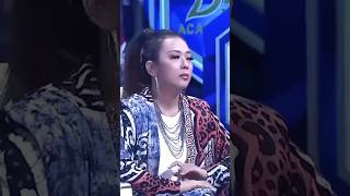 Download lagu SOIMAH LESTI NASAR JURI SERTA SEMUA PENONTON IKUT BERGOYANG BERSAMA PENYANYI DANGDUT 1 INI #trending mp3 Download lagu SOIMAH LESTI NASAR JURI SERTA SEMUA PENONTON IKUT BERGOYANG BERSAMA PENYANYI DANGDUT 1 INI #trending mp3