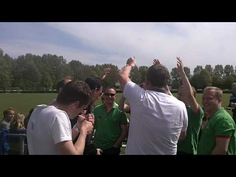 SV Zwolle sind Feier Biest