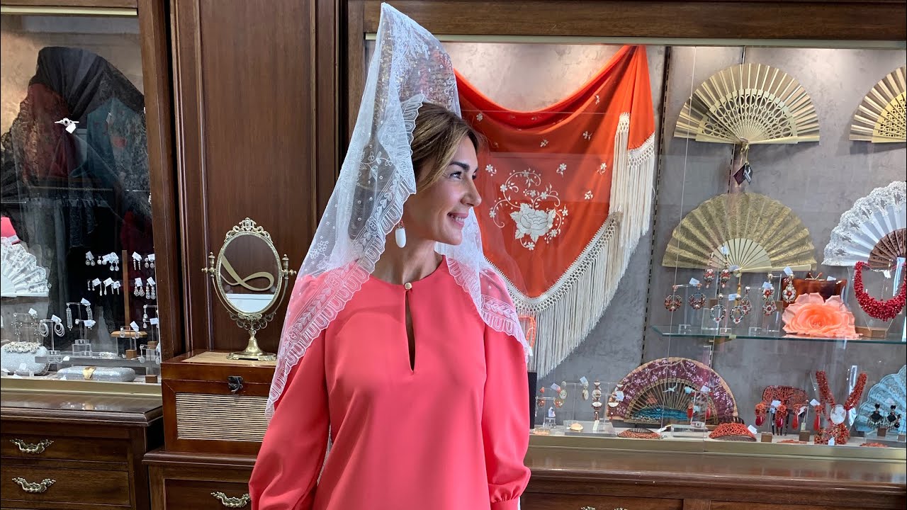 Watch Cómo poner una mantilla Now Cómo poner una mantilla