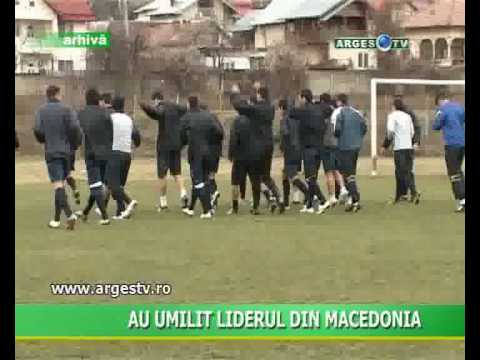 Au umilit liderul din Macedonia