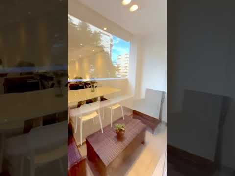 Apartamento en Venta en Pocitos / Punta Carretas.  Bajó de Precio!!  2 Dormitorios, uno en Suite con Vestidor.  2 Baños, Balcón, terminaciones Premium.  Se vende Amueblado. Tiene cómodo Garaje para 1 auto.  Piso 4 al frente.  Amenities: Barbacoa y Gy