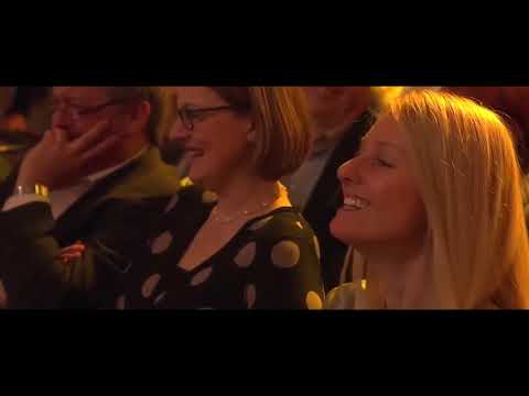 Volker Pispers  Die USA sind Schweine!