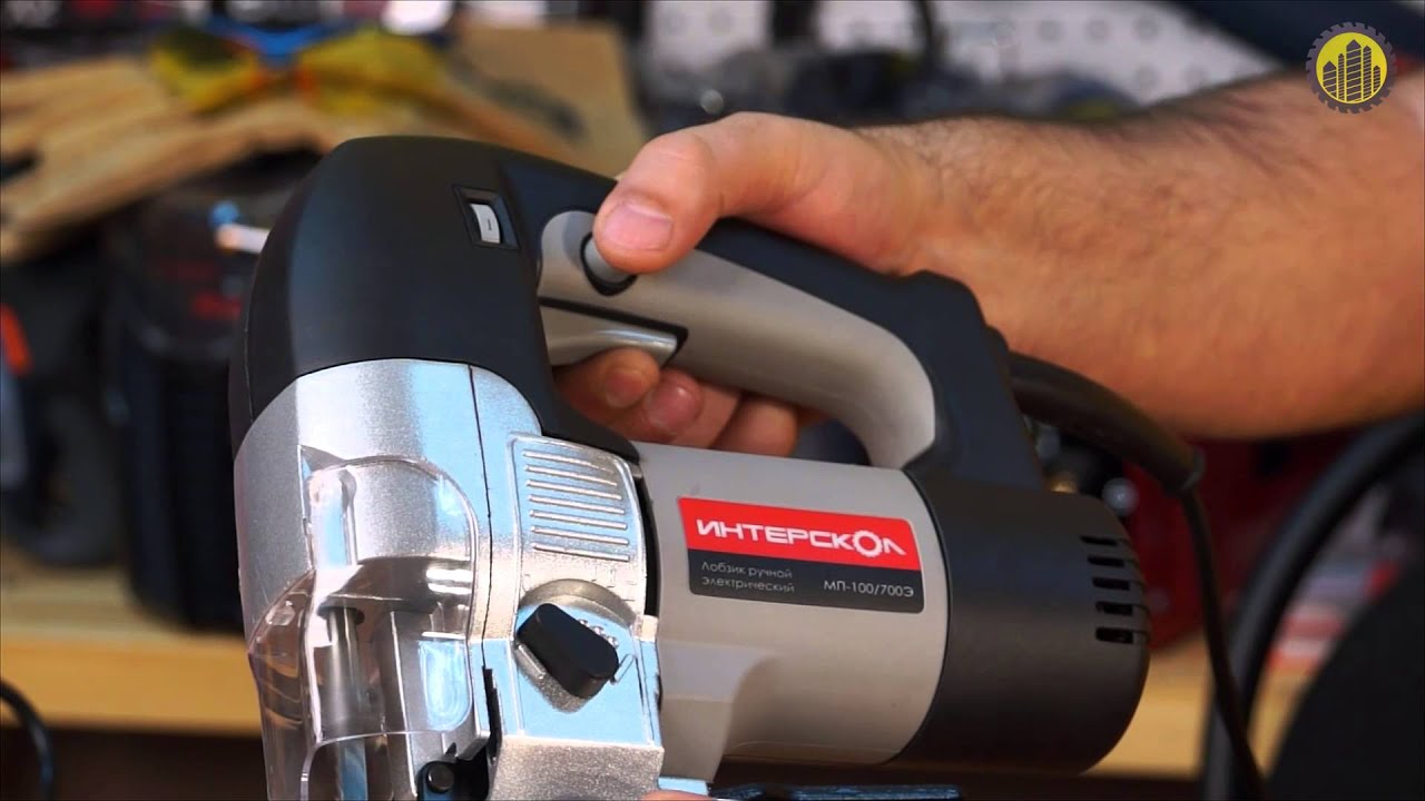 Электролобзик Интерскол МП-100/700Э