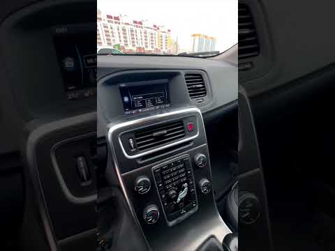 фото volvo v60 i 0