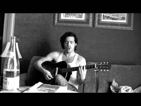 ROBERT FRANCIS Junebug Live at La Terrasse Hotel Paris.