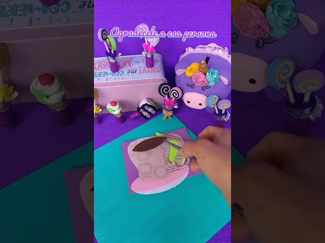 Vídeo relacionado con Sewroro Tarjeta de Felicitación Grabable Forma Casete Clásica con Grabadora de Voz Segundos Tarjeta Audio Cumpleaños y Agradecimiento Profesores Diseño Delicado y Original para Mensajes