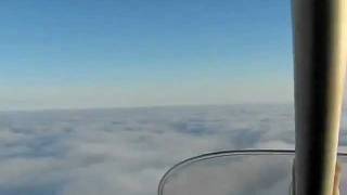 preview picture of video 'Motolotnia nad chmurami Rogóźno'