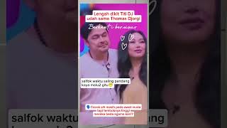 Download lagu Lengah dikit Titi DJ udah sama Thomas djorgi #shorts #titidj #thomas #videoviral #diva #artist mp3
