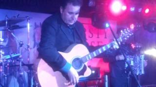 ENTRE VERDE Y AZUL GARY HOBBS THIRSTY HORSE SALOON SAN ANTONIO TEXAS