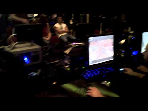 ESEA TF2 S8 LAN Videos - WalkAround of eMg vs coL (part 2)