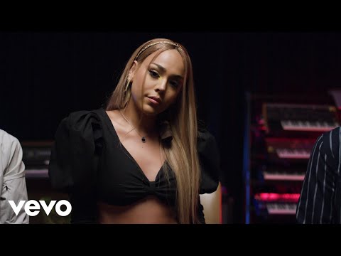 Cali Y El Dandee, Danna Paola - Nada (Acústica)