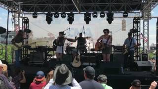 Honky Tonks and Taverns - Lillie Mae at CMA Festival (Nashville, 2017)