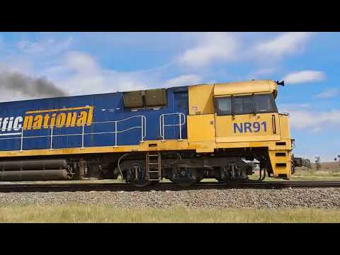 Junee trains NR91, NR54, NR6 & 9310 with 4MW2