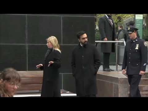 NYPD Commissioner Staying On