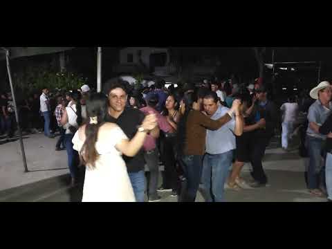 Mira que ambientaso vibimos. En el chol salama  vajaverapaz