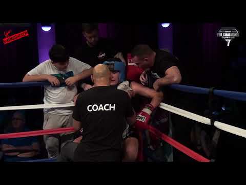 TMAS   White Collar Boxer 7   Ethan Giam Vs Brooklyn Monaghan