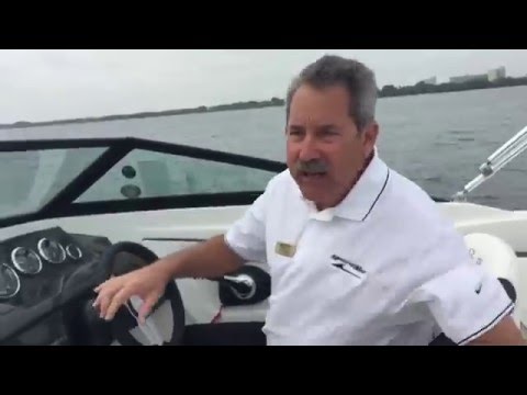 Reviewed and Tested: 2016 Sea Ray 21 SPX Outboard Sport Boat