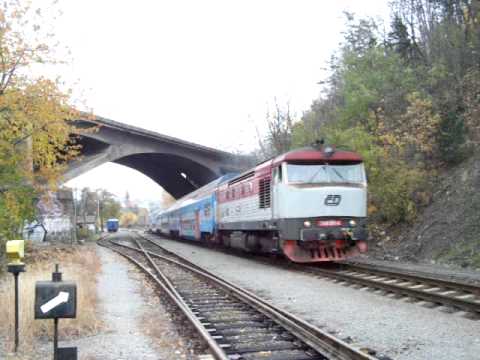 749 181 na čele os. 9057 - rozjezd Praha Braník - 28.10.2010.