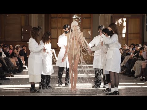 KIMHĒKIM FW23 PARIS RUNWAY @MAISONKIMHEKIM