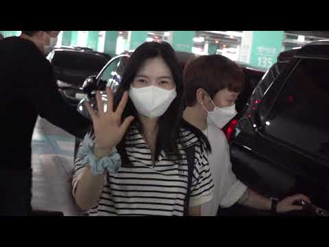 220805 #오마이걸 #OHMYGIRL Incheon Airport Arrival 인천공항 입국 퇴근길 Fancam