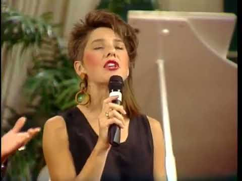 Maranatha Praise Band - Lord I Lift Your Name on High Live on Praise the Lord (1992)